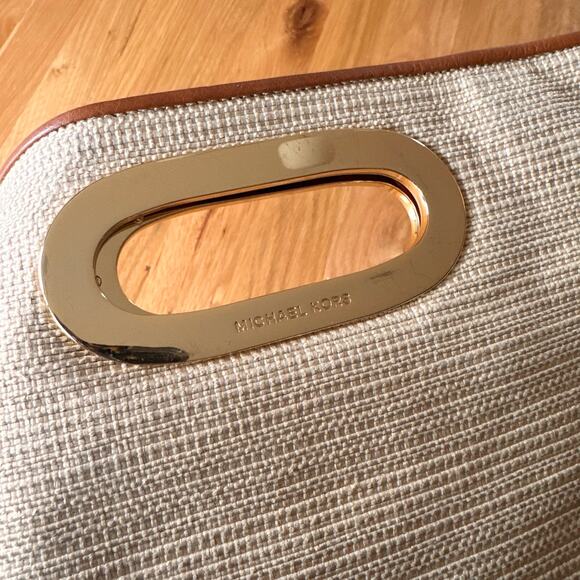 MICHAEL Michael Kors Raffia Top Handle Berkley Clutch Gold Tone Hardwear - Picture 4 of 9